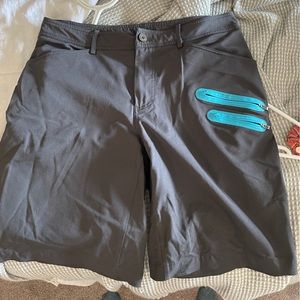Vintage style lululemon cargo shorts!